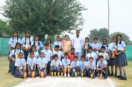 15 photo for students only